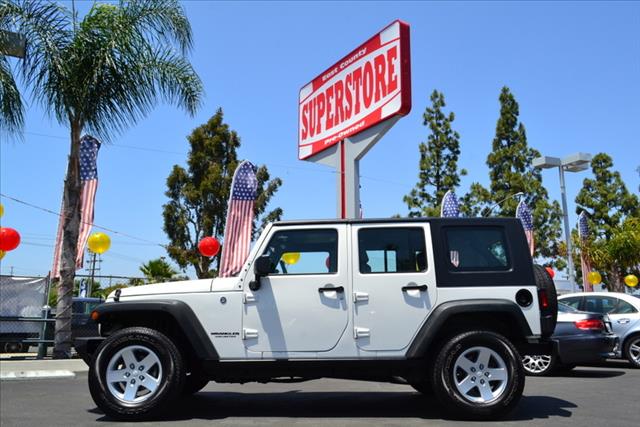 2010 Jeep Wrangler E350 Navigation