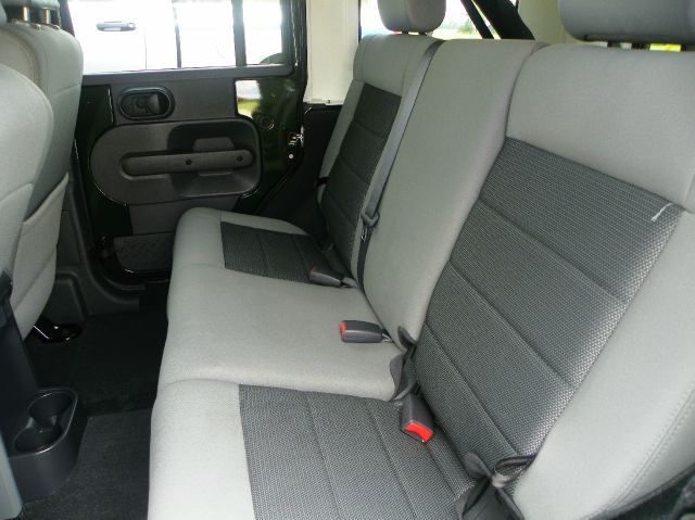 2010 Jeep Wrangler 1500 Extended Cargo Clean