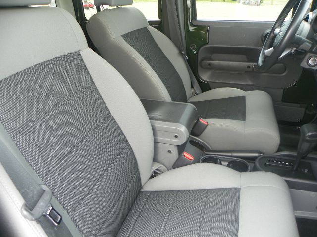 2010 Jeep Wrangler 1500 Extended Cargo Clean