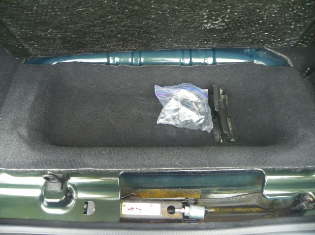 2010 Jeep Wrangler 1500 Extended Cargo Clean