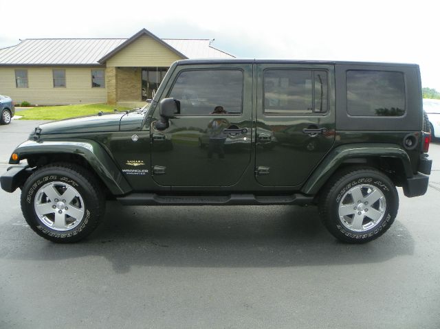 2010 Jeep Wrangler 1500 Extended Cargo Clean