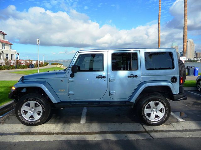2012 Jeep Wrangler 1500 Extended Cargo Clean