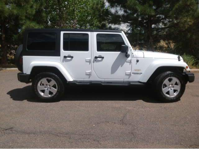 2012 Jeep Wrangler 1500 Extended Cargo Clean