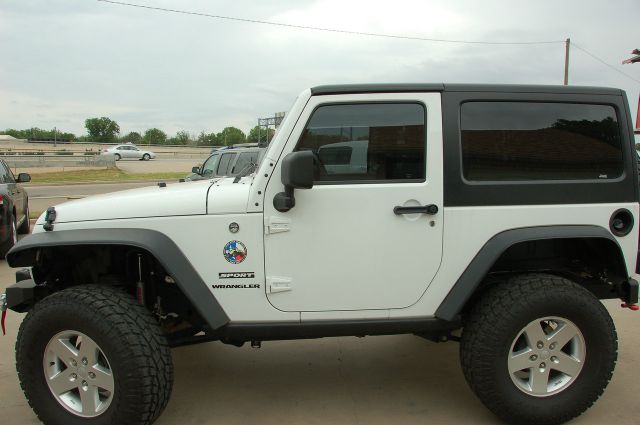 2012 Jeep Wrangler T6 AWD Leather Moonroof Navigation