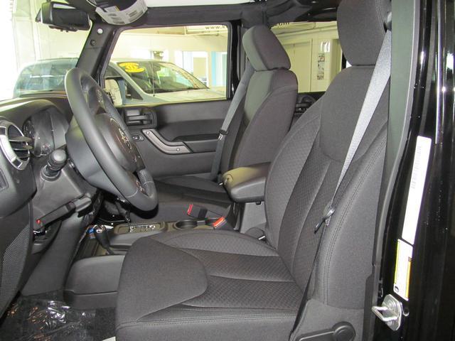 2013 Jeep Wrangler 3.0R L.L. Bean Edition AWD Wagon