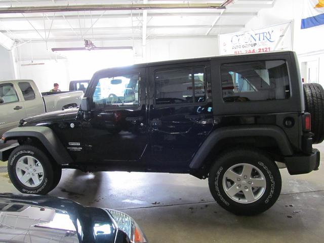 2013 Jeep Wrangler 3.0R L.L. Bean Edition AWD Wagon