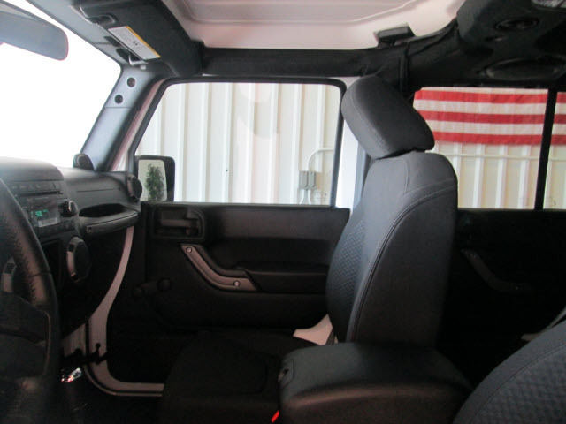 2013 Jeep Wrangler 740il Navigation