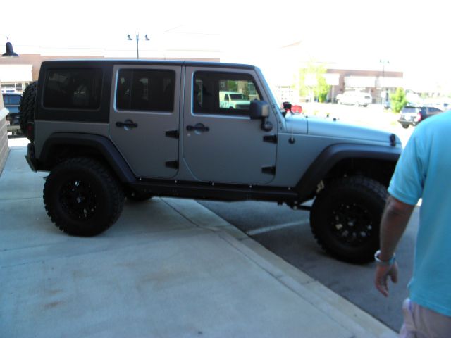 2013 Jeep Wrangler 740il Navigation