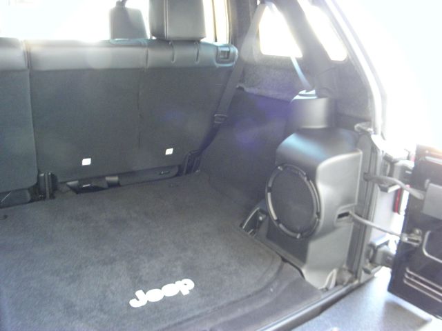 2013 Jeep Wrangler 740il Navigation