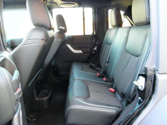 2013 Jeep Wrangler 740il Navigation