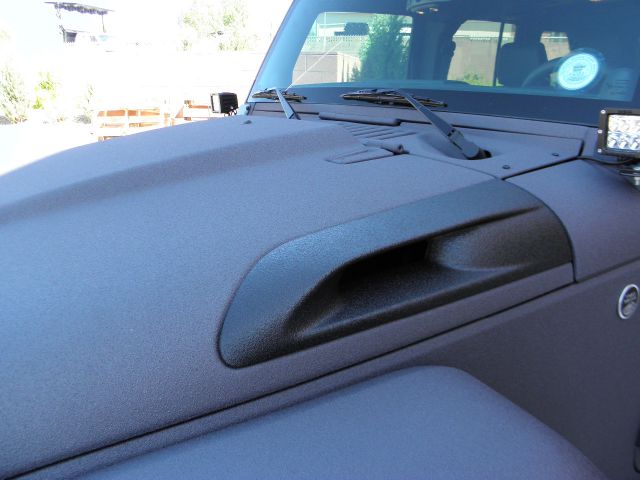 2013 Jeep Wrangler 740il Navigation