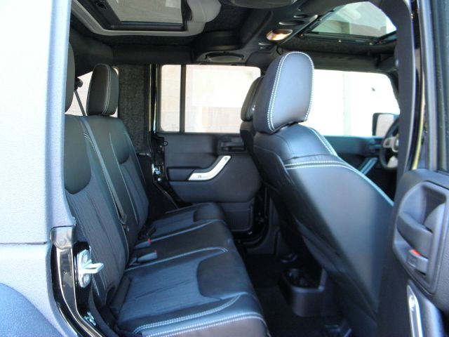 2013 Jeep Wrangler 740il Navigation