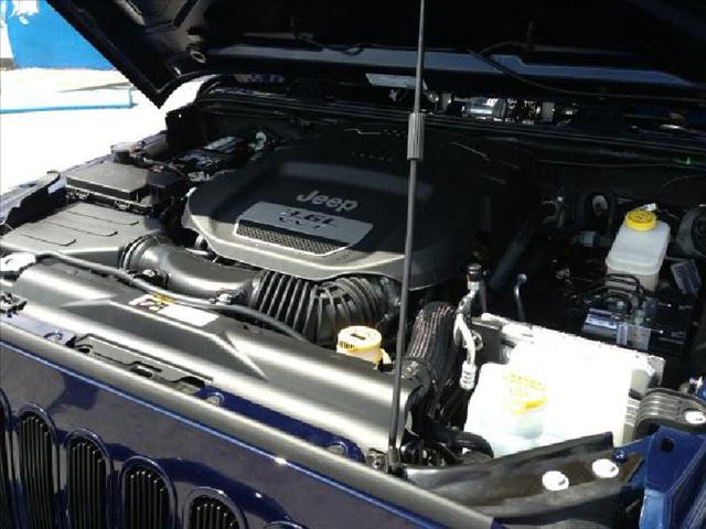 2013 Jeep Wrangler WGN Manual (GS)