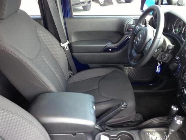 2013 Jeep Wrangler WGN Manual (GS)