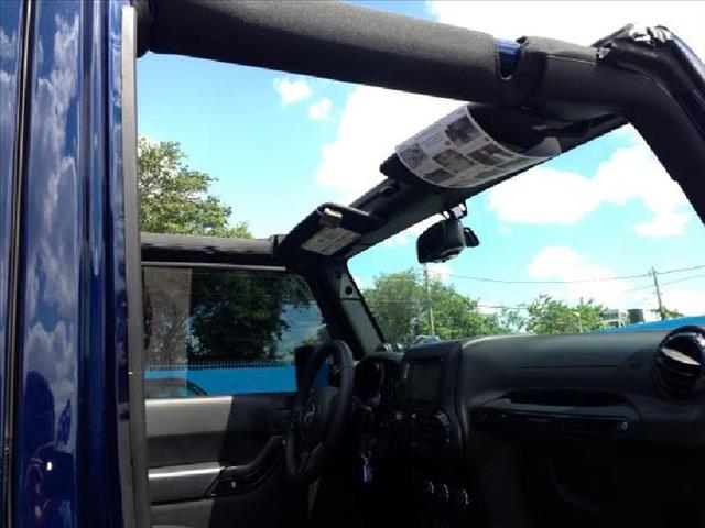 2013 Jeep Wrangler WGN Manual (GS)