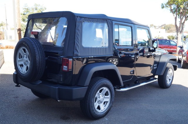 2013 Jeep Wrangler 3.0R L.L. Bean Edition AWD Wagon