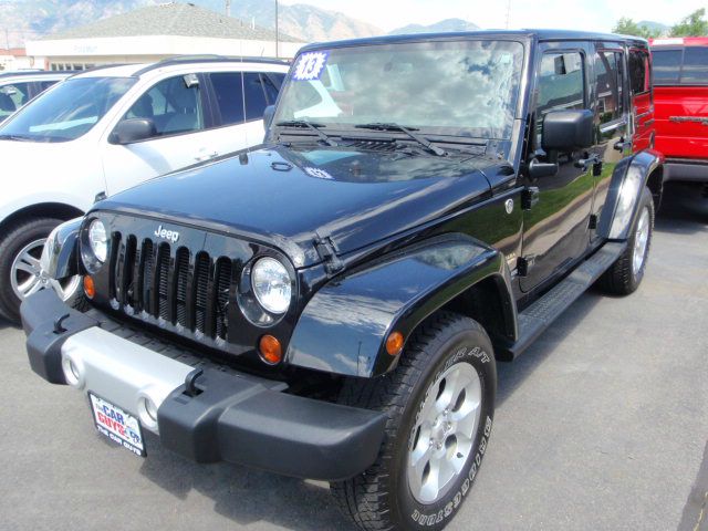 2013 Jeep Wrangler 1500 Extended Cargo Clean