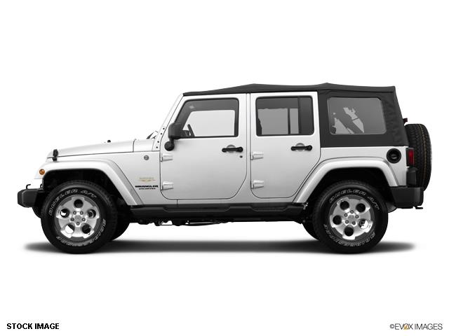 2014 Jeep Wrangler SLT W/ Navigation/sunroof
