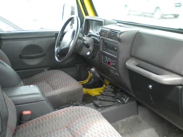 2000 Jeep Wrangler Unlimited SE