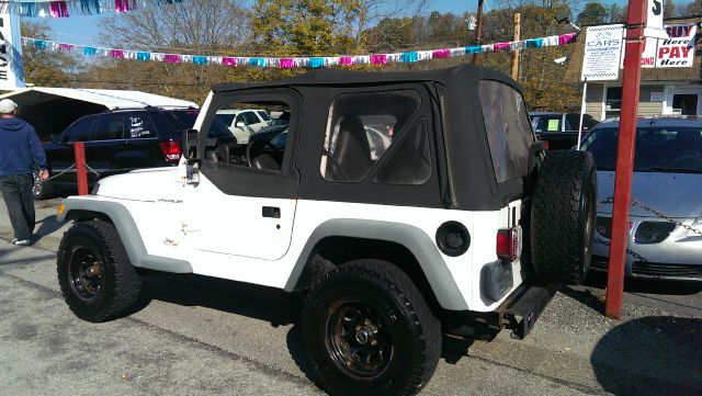 2000 Jeep Wrangler Unlimited SE