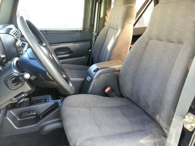 2004 Jeep Wrangler Unlimited SW2