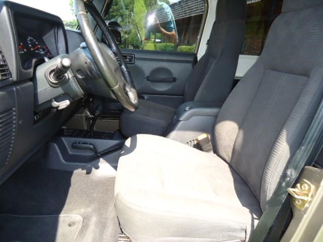 2004 Jeep Wrangler Unlimited Crew Cab Lariat