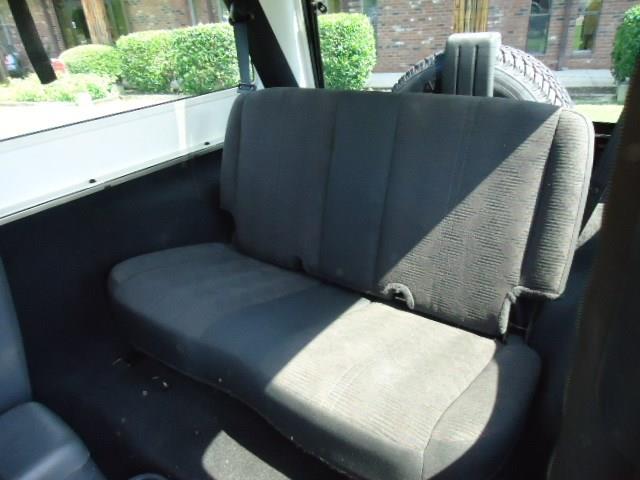 2004 Jeep Wrangler Unlimited Crew Cab Lariat