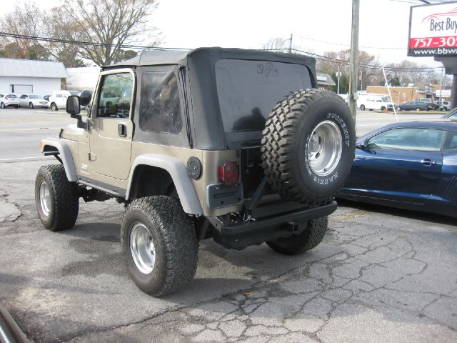 2005 Jeep Wrangler Unlimited SW2