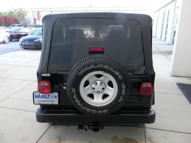2005 Jeep Wrangler Unlimited Lariat Crew Cab 4WD