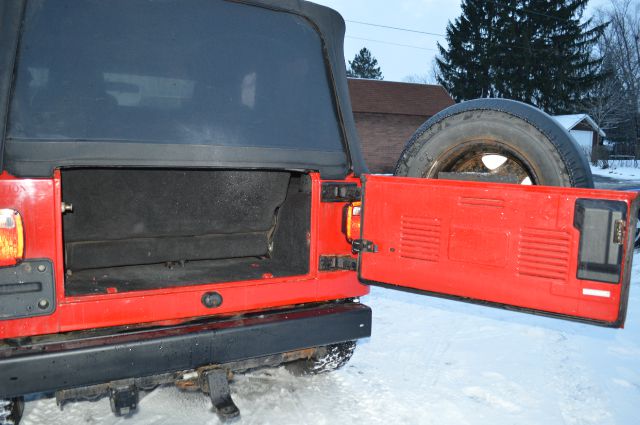 2005 Jeep Wrangler Unlimited SW2