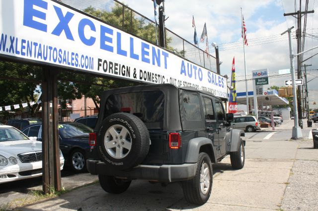 2007 Jeep Wrangler Unlimited 1500 Extended Cargo Clean
