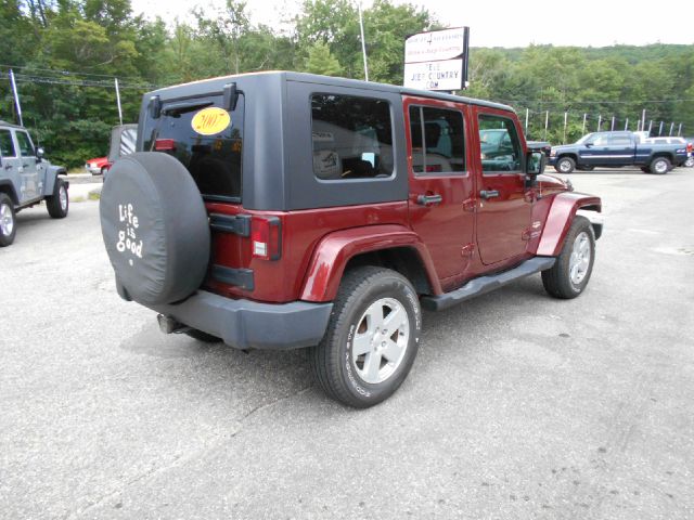 2007 Jeep Wrangler Unlimited 1500 Extended Cargo Clean