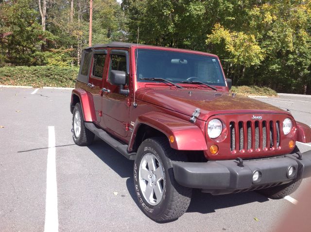 2007 Jeep Wrangler Unlimited ALL Wheel Drive - NEW Tires