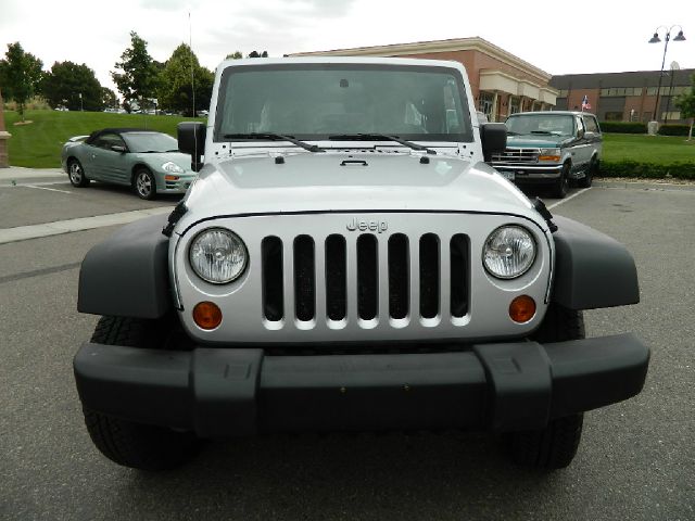 2007 Jeep Wrangler Unlimited 1500 Extended Cargo Clean