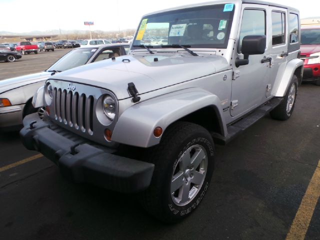 2007 Jeep Wrangler Unlimited 1500 Extended Cargo Clean