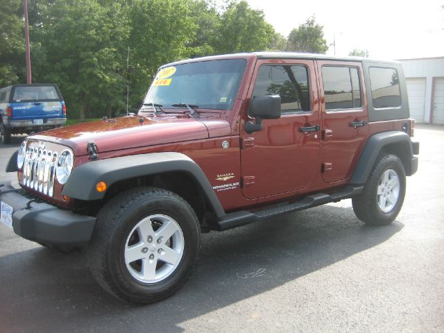 2007 Jeep Wrangler Unlimited 1500 Extended Cargo Clean