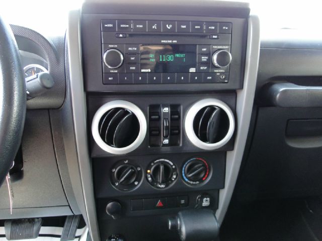 2008 Jeep Wrangler Unlimited 1500 Extended Cargo Clean