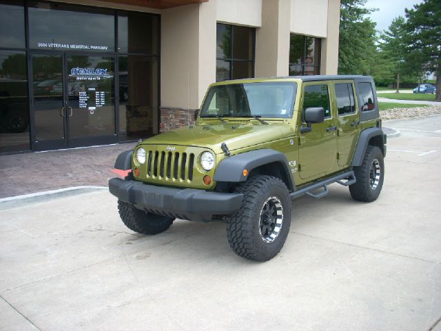 2008 Jeep Wrangler Unlimited 1500 Extended Cargo Clean