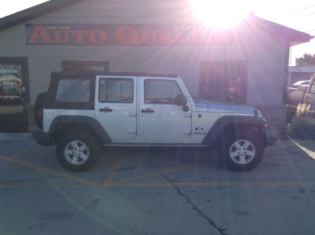 2008 Jeep Wrangler Unlimited 1500 Extended Cargo Clean