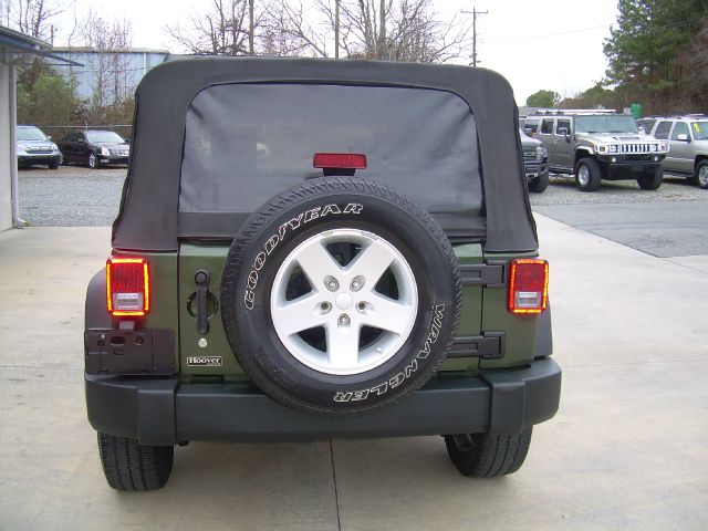 2008 Jeep Wrangler Unlimited ST Club Cab 8-ft. Bed 4WD