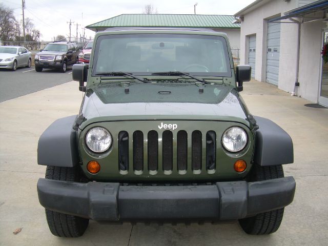 2008 Jeep Wrangler Unlimited ST Club Cab 8-ft. Bed 4WD