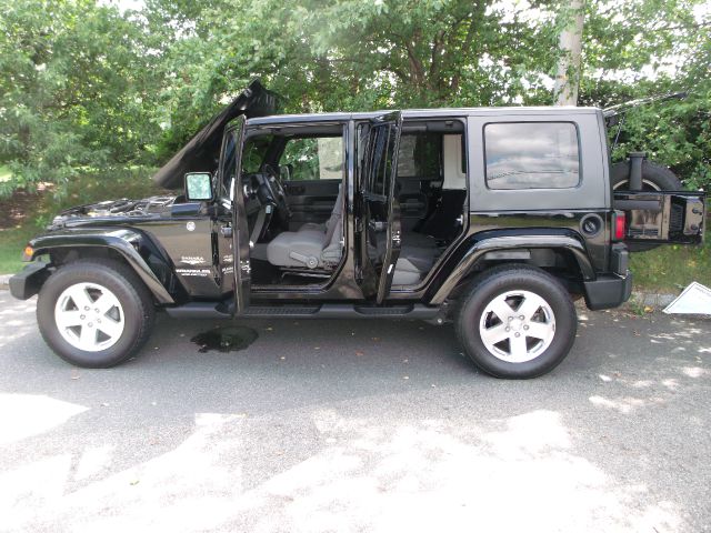 2008 Jeep Wrangler Unlimited 1500 Extended Cargo Clean