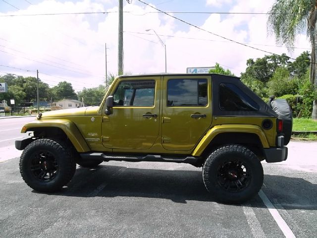 2008 Jeep Wrangler Unlimited 1500 Extended Cargo Clean
