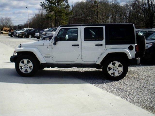 2009 Jeep Wrangler Unlimited 1500 Extended Cargo Clean