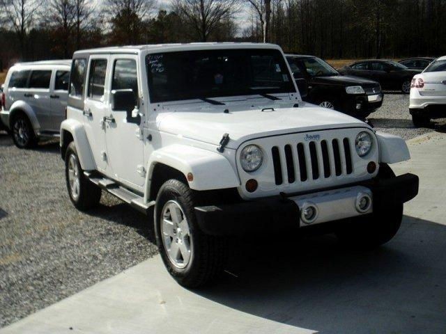 2009 Jeep Wrangler Unlimited 1500 Extended Cargo Clean