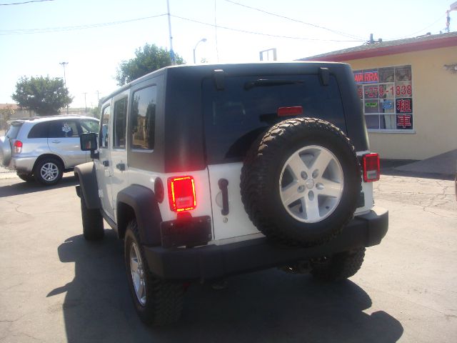 2010 Jeep Wrangler Unlimited X-cab Sport