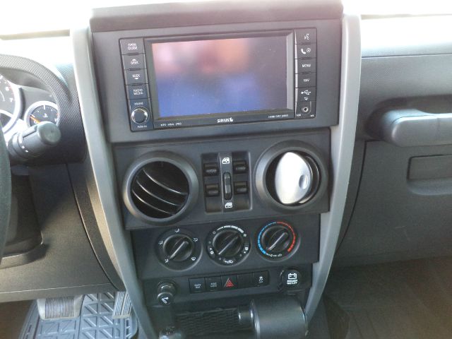 2010 Jeep Wrangler Unlimited X-cab Sport