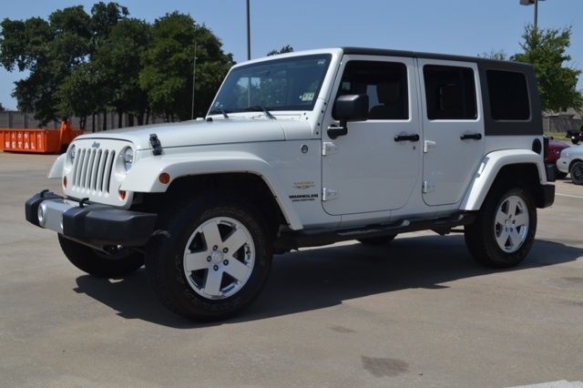 2010 Jeep Wrangler Unlimited 1500 Extended Cargo Clean