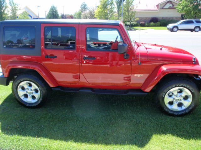 2013 Jeep Wrangler Unlimited Crew Cab Amarillo 4X4