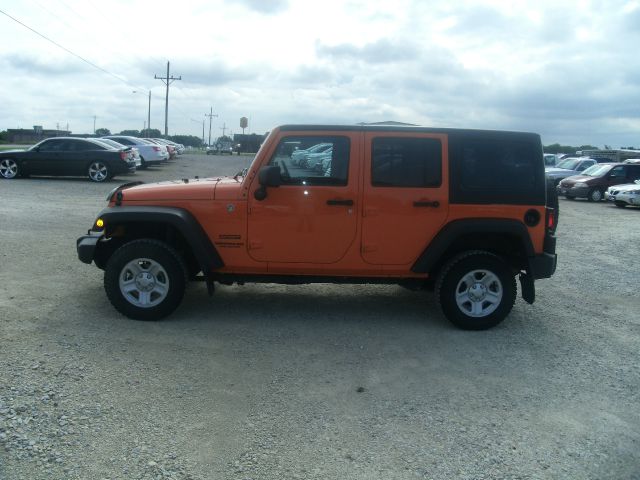 2013 Jeep Wrangler Unlimited Classic 4WD